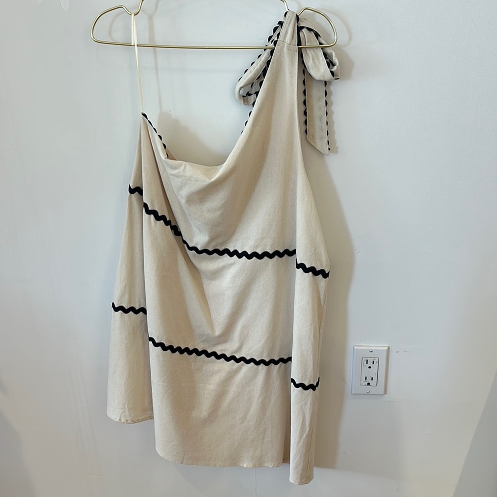 Cream and Black Striped Sleeveless Top